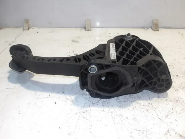 Pédale d'embrayage OEM 3C1721059AA pour VW Passat B6 05- image 5