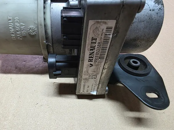 Bomba de direção assistida Dacia Sandero 491105358R image 2