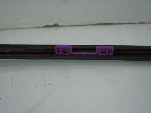 Honda CR-V V 19R Front linker Fensterabstreifer OEM image 6