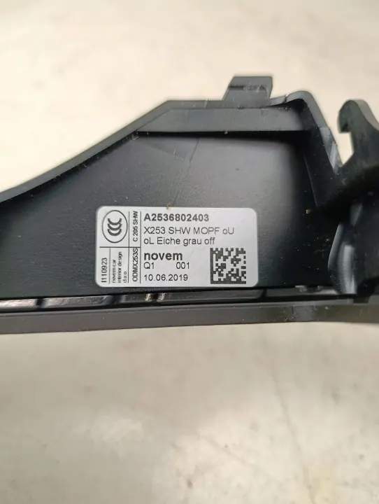 Mercedes-Benz GLC interiördel OEM A2536802403 image 4