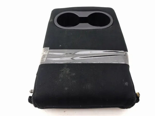 Apoio de braço traseiro Mazda 3 II 2014 OEM AMD213512 image 4