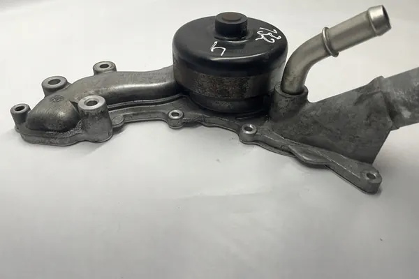 Vattenpump DODGE CHALLENGER 3.6L 2016 OEM 05184498AJ image 6