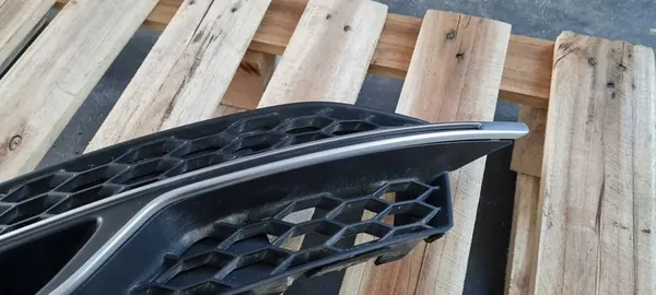 Audi A3 S3 8V 2015 Tapa de Rejilla 8V3807151A image 10