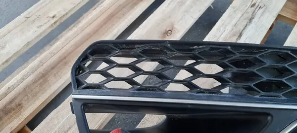 Audi A3 S3 8V 2015 Tapa de Rejilla 8V3807151A image 2