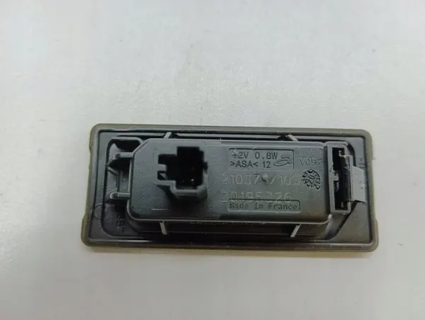 OEM 20195326 Audi A3 8Y Achter kentekenlicht image 5