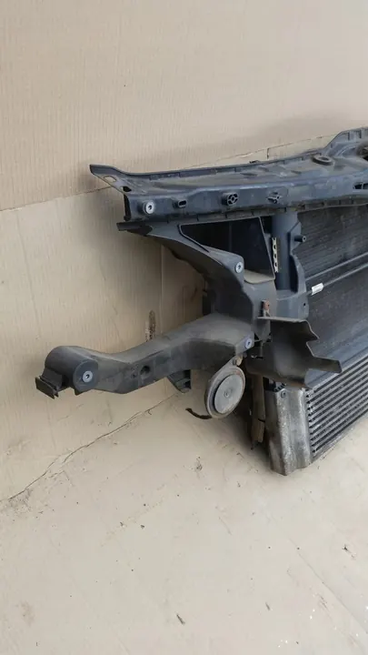 MERCEDES VITO W639 03- 2.2 CDI Framskärm image 4