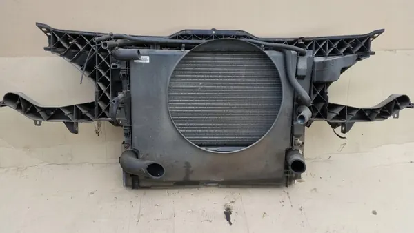 MERCEDES VITO W639 03- 2.2 CDI Framskärm image 7