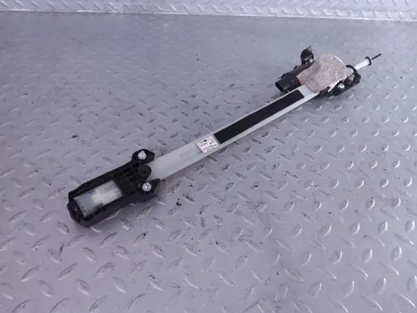 Audi A8 D4 höger rullgardinsmekanism OEM 4H0861963 image 3