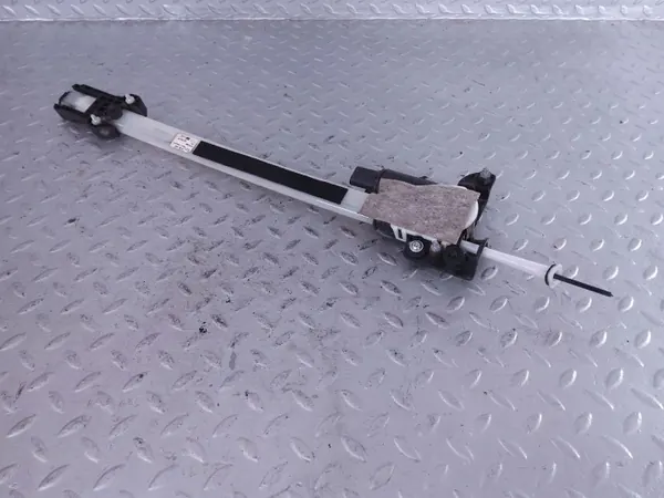 Audi A8 D4 höger rullgardinsmekanism OEM 4H0861963 image 7