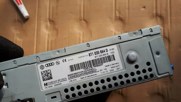 Audi MMI-navigationsenhet OEM 8T1035664D image 6