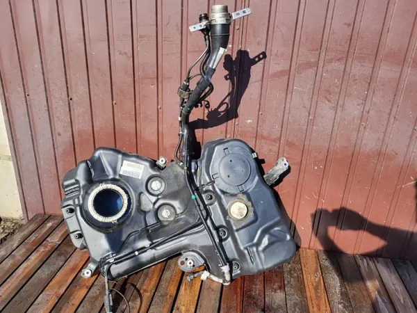 Brandstoftank OEM 8K0201021FK voor Audi A4 B8 Station image 2