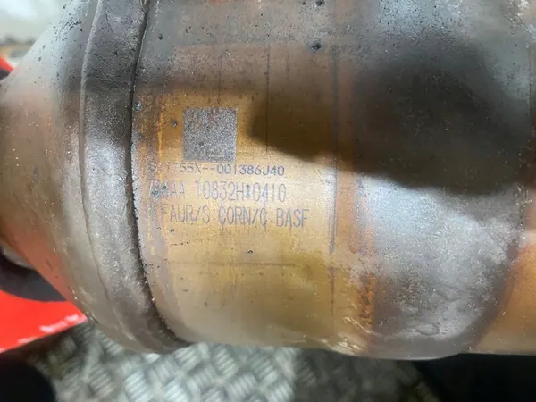 Catalisador Direito 5.7 4x4 DODGE CHARGER / CHALLENGER image 3