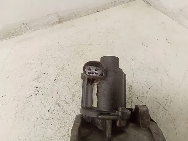 EGR-venttiili VW Transporter 2.5 700823040 image 5