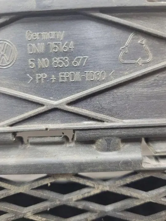 Griglia paraurti anteriore VW TIGUAN 2.0L 2010 OEM 5N0853677 image 5