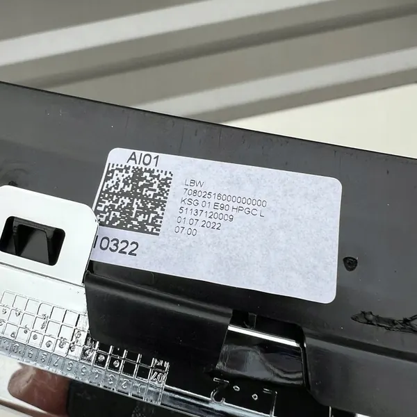 BMW 3 E90 E91 Radiator Grille 51137120009 image 5