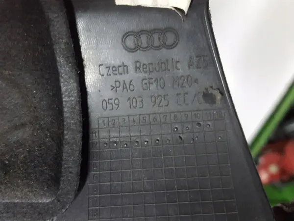 Audi A6 C7 3.0 TDI Bovenste Motorafdekking OEM 059103925CXAUTOPX image 3
