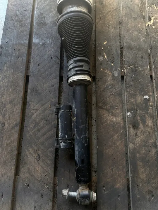 Mercedes S-Klasse W222 schokdemper links achter OEM A2223205501 image 5