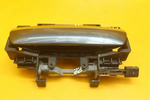 Etumainen oikea ovenkahva Audi A8 D3 image 2