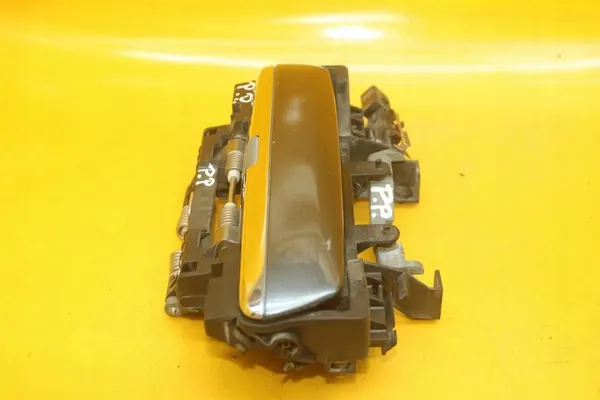 Etumainen oikea ovenkahva Audi A8 D3 image 9