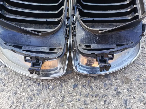 Grade de para-choque dianteiro direito BMW 3 E46 51137042962 image 9