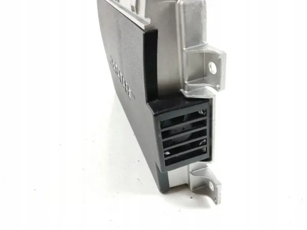 Porsche Taycan Verstärker OEM 9J1035223D - Gebraucht image 3