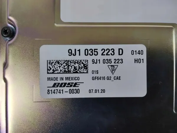 Porsche Taycan Verstärker OEM 9J1035223D - Gebraucht image 5