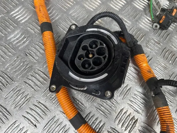 Oplaadpunt elektrische voertuig Peugeot 508 II image 3