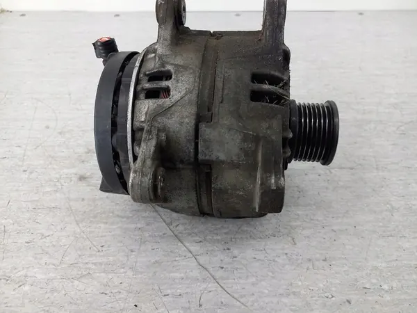 Vaihtovirtageneraattori Renault Laguna II Lift 1.9 DCI OEM 0124525076 image 3