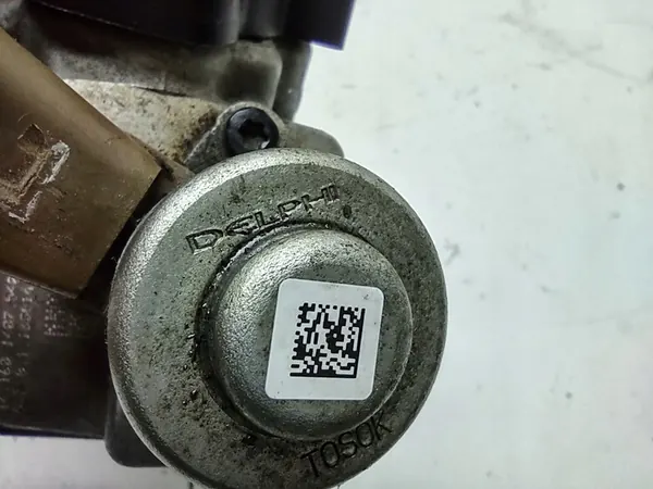 Hochdruckkraftstoffpumpe VW Polo Golf TDI 04B130755E image 6