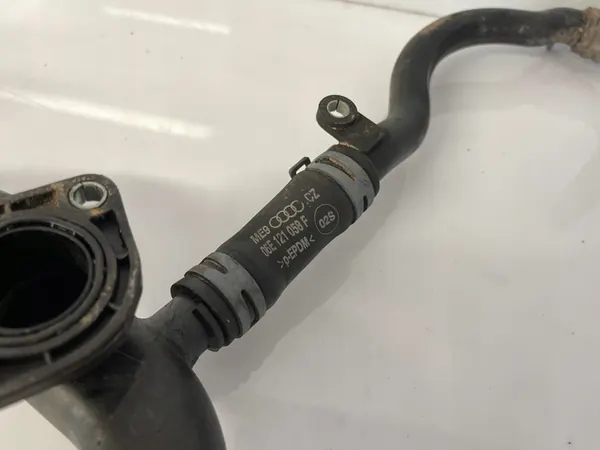 Vesiputki AUDI A6 C7 06E121045AB image 6