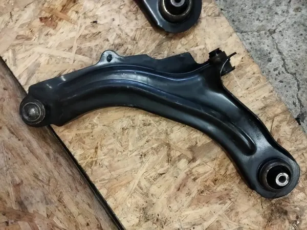 Renault Megane II Braccio Oscillante Anteriore Destro OEM 8200298455 image 6