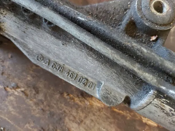 Boîtier de direction Mercedes-Benz OE A6384610201 image 3