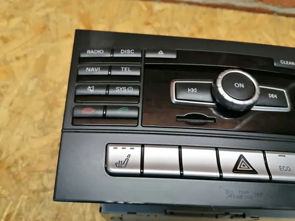Radio CD Navigation Mercedes W218 OEM A2189006503 image 2