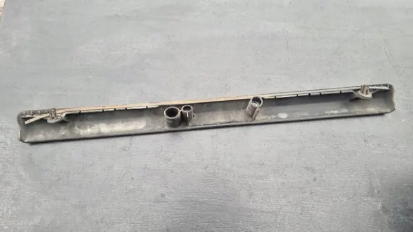 Garniture de hayon arrière VW Transporter T4 OEM 701829213D image 4