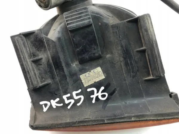 OEM 49241032 Linker spatbordknipperlicht VW Passat B3/B4 image 4