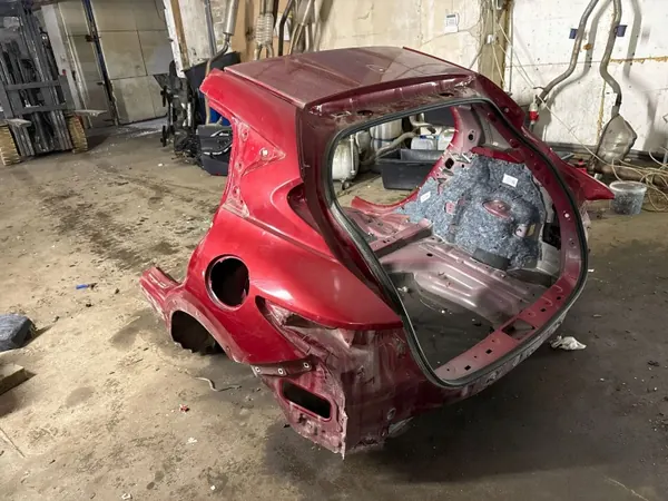 Infiniti QX30 2017 OEM GHA135DAMA - Gebrauchtteil image 3
