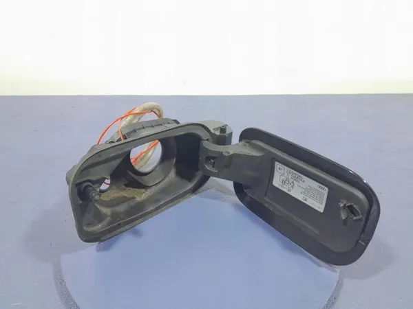 Audi Q7 II Tankklappe OEM 4M0809906E - Gebraucht image 4