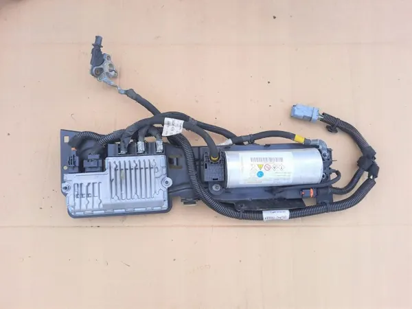 Kondensaattorimoduuli OEM 9801739380 Peugeot Citroenille image 2