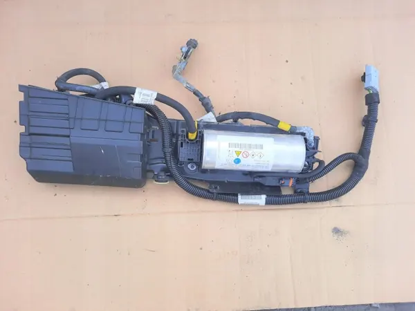 Kondensaattorimoduuli OEM 9801739380 Peugeot Citroenille image 3