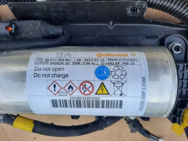 Kondensaattorimoduuli OEM 9801739380 Peugeot Citroenille image 4