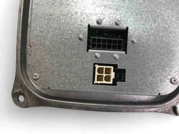 Módulo Xenón OEM 1307329403 para Peugeot 308 II image 3