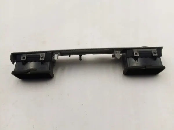 Grille latérale tableau de bord Mitsubishi Outlander 2018 OEM 8055A103XA image 6