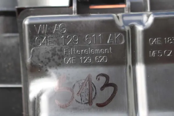 Filtro de ar OEM 04E129611AK para VW Audi - Usado image 4