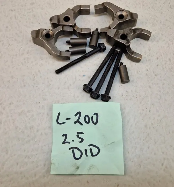 Kit de Soporte de Inyector L200 - OEM Mitsubishi image 4