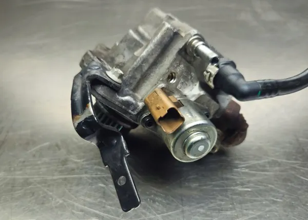 Hochdruckpumpe Delphi 28384347-12B1 image 3