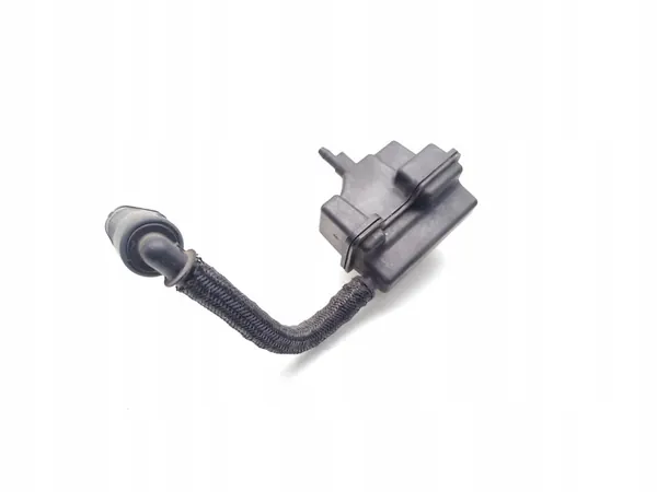 Réservoir d'air Peugeot 308 SW 1.2 THP 130 2015 OEM image 3