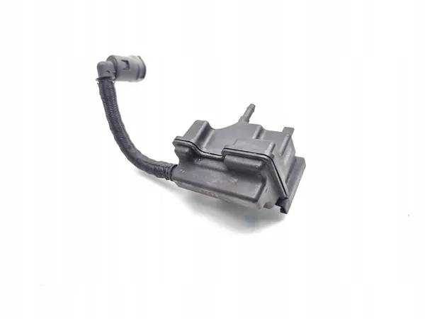 Réservoir d'air Peugeot 308 SW 1.2 THP 130 2015 OEM image 4