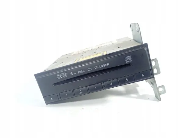 Nissan X-Trail T30 CD-Wechsler OEM M1S18100011648 image 2