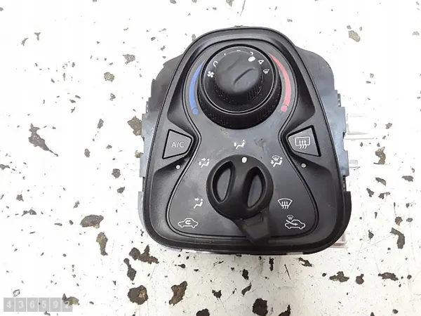 Module climatisation Toyota Aygo 55900yv030 Occasion image 2