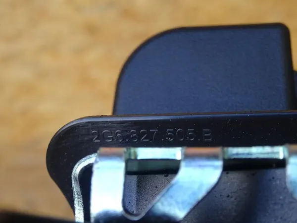 AUDI A1 82A GB Baklucka Lås 2G6827505B image 3